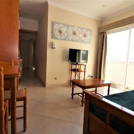 Waves View- * Albufeira