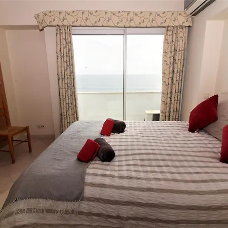 Waves View- אלבופיירה